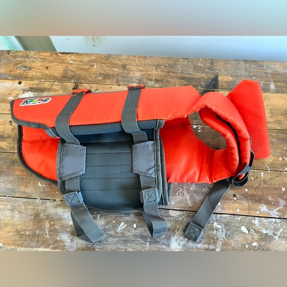 Outward Hound, Life Jacket, Mediun, NEW, - Picture 4 of 8